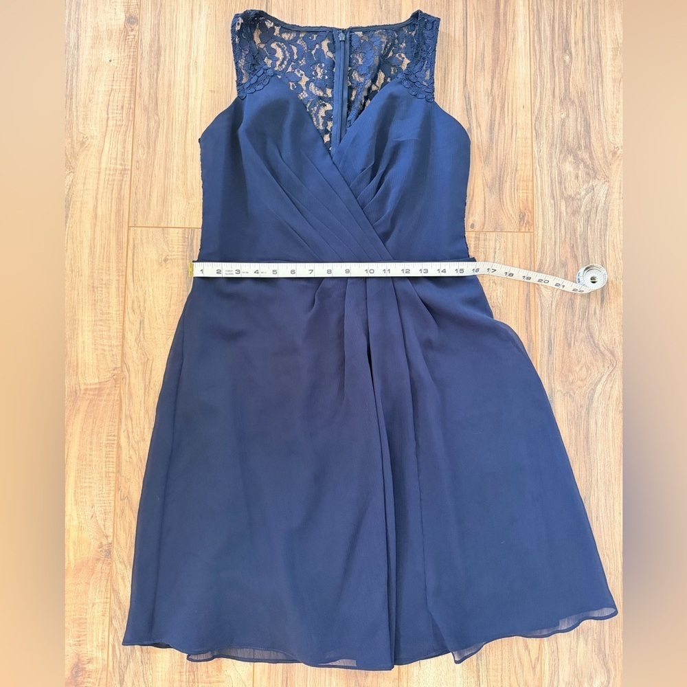 David's Bridal Navy Marine Blue Midi Sleeveless Lace Back Bridesmaid Dress 10 - Picture 7 of 9